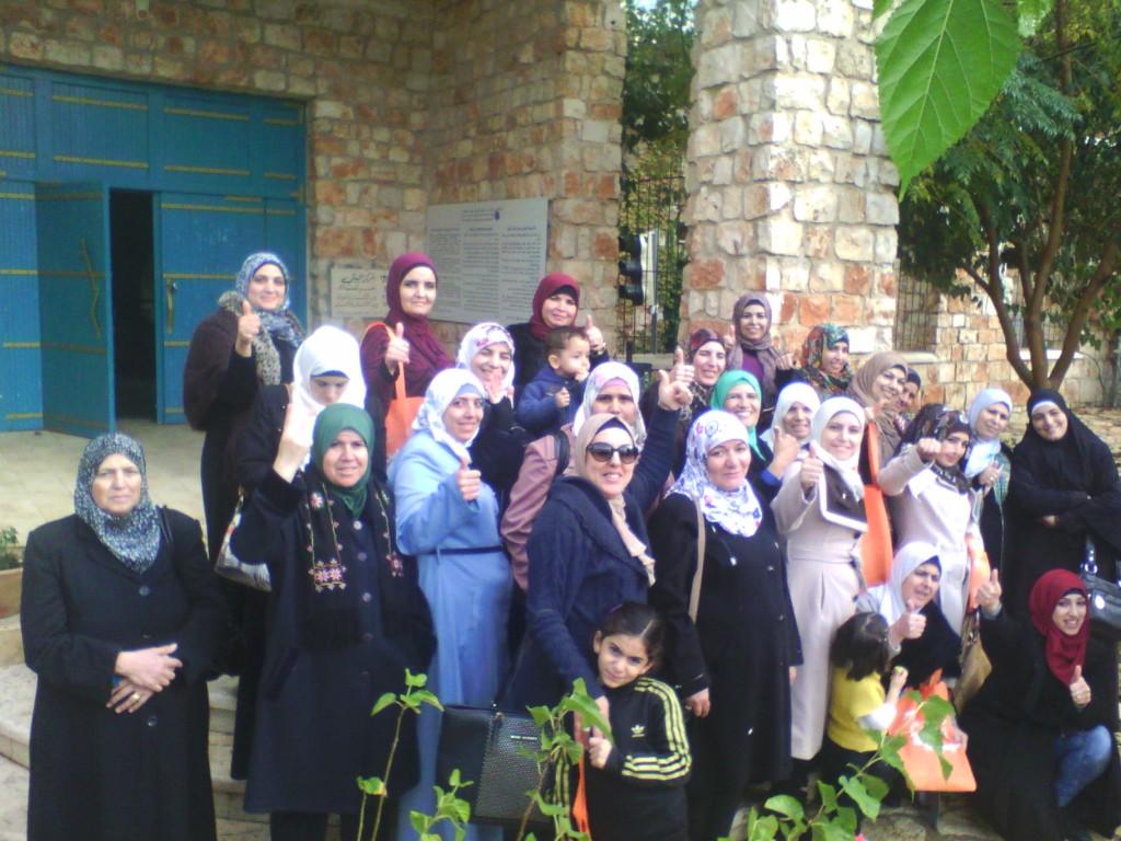 جولة الى مدينة طبريا ضمن مشروع بنوعي بمجتمعنا لسيدات البلدة القديمة
