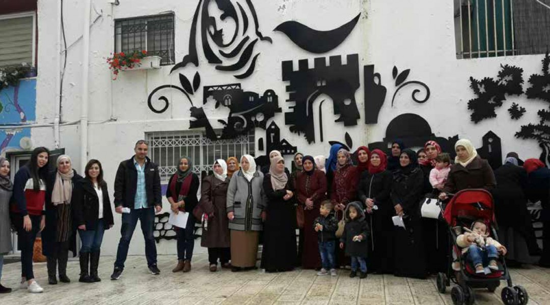 Burj AL-Luqluq Social Center Organizes and Open Day for Women